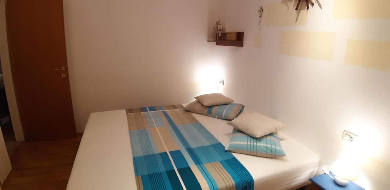 Apartments Demori Galizana Екстер'єр фото