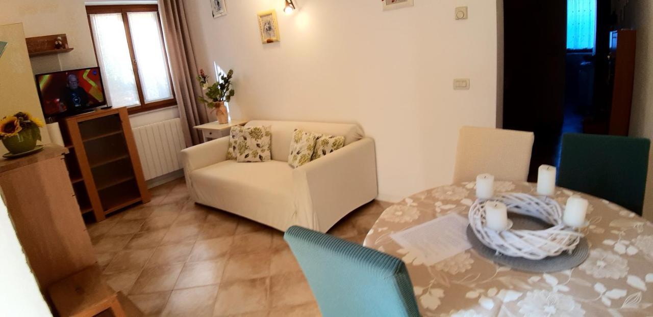 Apartments Demori Galizana Екстер'єр фото