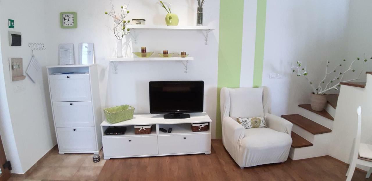 Apartments Demori Galizana Екстер'єр фото