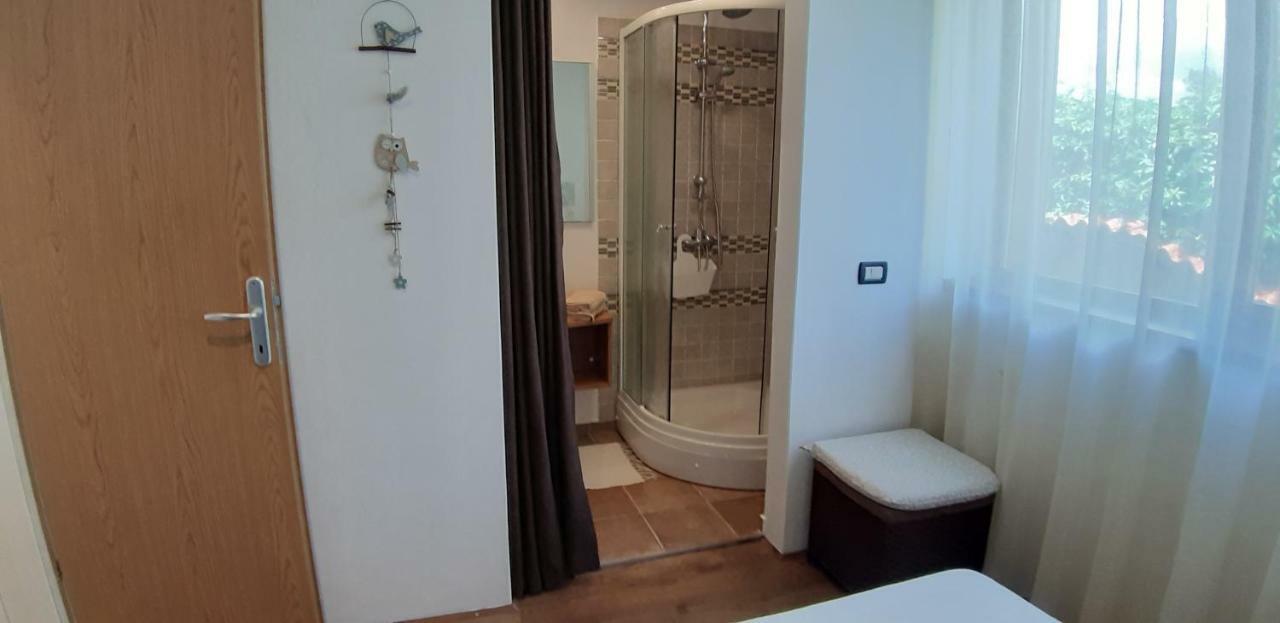 Apartments Demori Galizana Екстер'єр фото